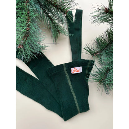 Dunkelgrüne Latzhose mit Markenlabel aus der Teddy Warmy Kollektion