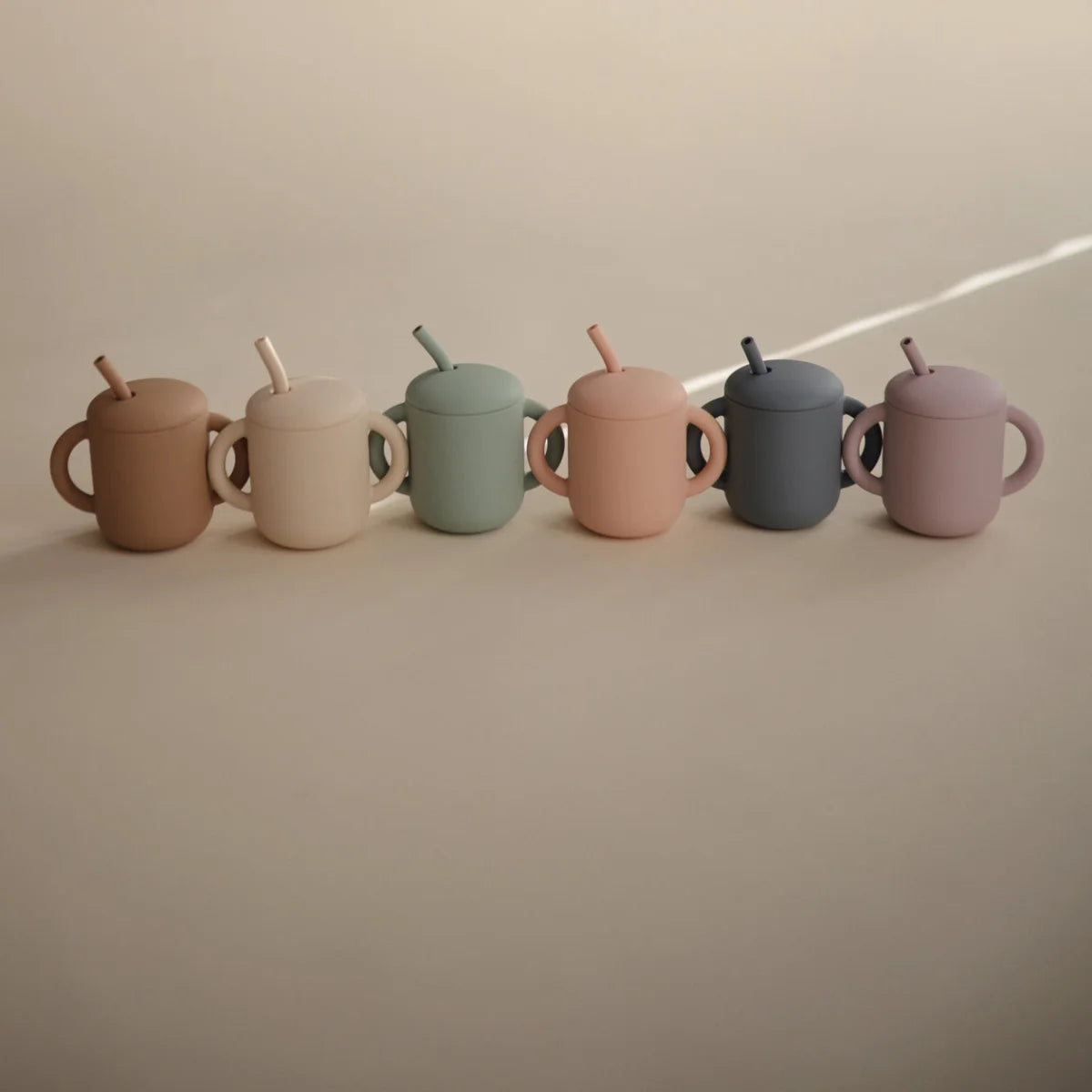 Bunte Silikonschnabeltassen-Reihe für Kinder Training Cup + Straw Silikon