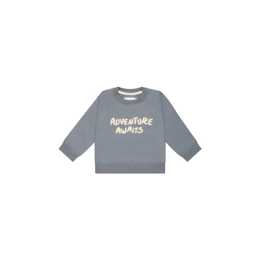 Leevje Unisex Oversized Sweatshirt 'adventure awaits' in Blue