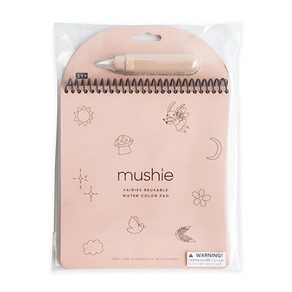 Wiederverwendbares wassermalbuch feen mit rosa mushie fairies pad und beigem marker in plastikverpackung