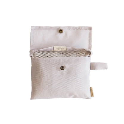 Weiße Stofftasche mit Knopfverschluss und Netzinnentasche im XL Beach Bag Meshies Ivory